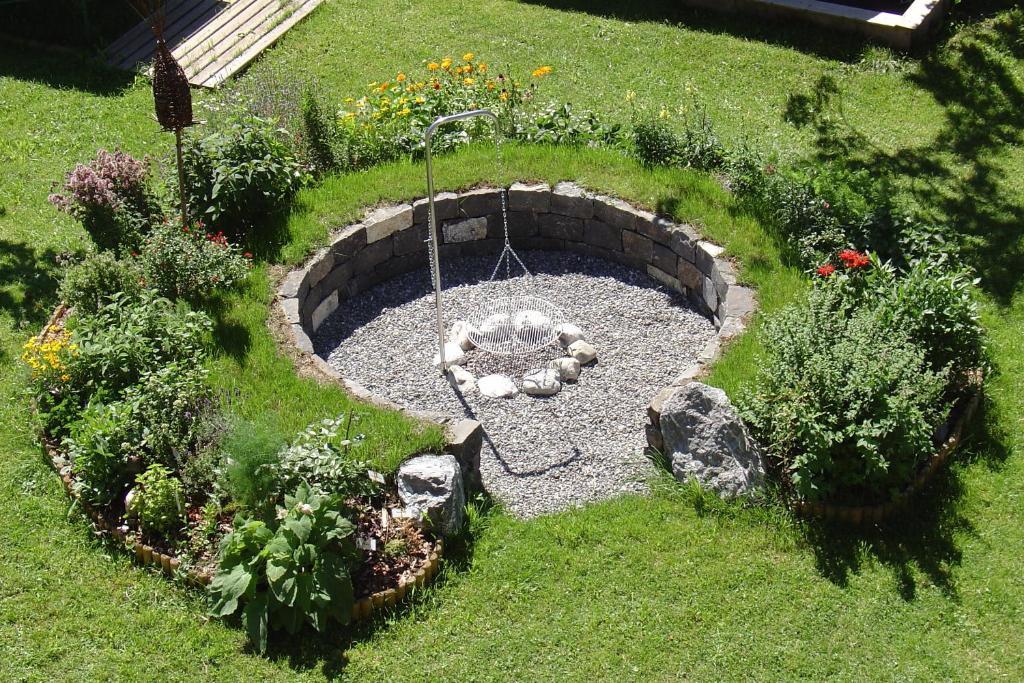 Ferienbauernhof Schneider Apartment Schwarzenberg im Bregenzerwald Bagian luar foto